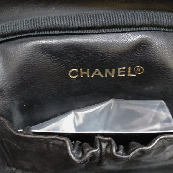 Chanel Vanity Bag Black Enamel - Picture 7 of 9